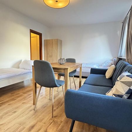 Studio-Apartments Fuer Monteure & Businessgaeste Zentral In Neumünster Εξωτερικό φωτογραφία