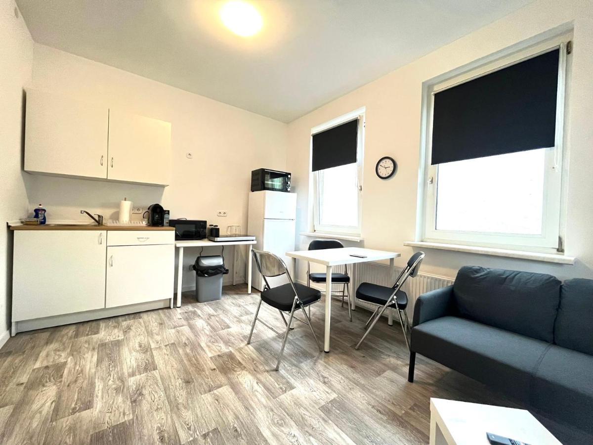 Studio-Apartments Fuer Monteure & Businessgaeste Zentral In Neumünster Εξωτερικό φωτογραφία