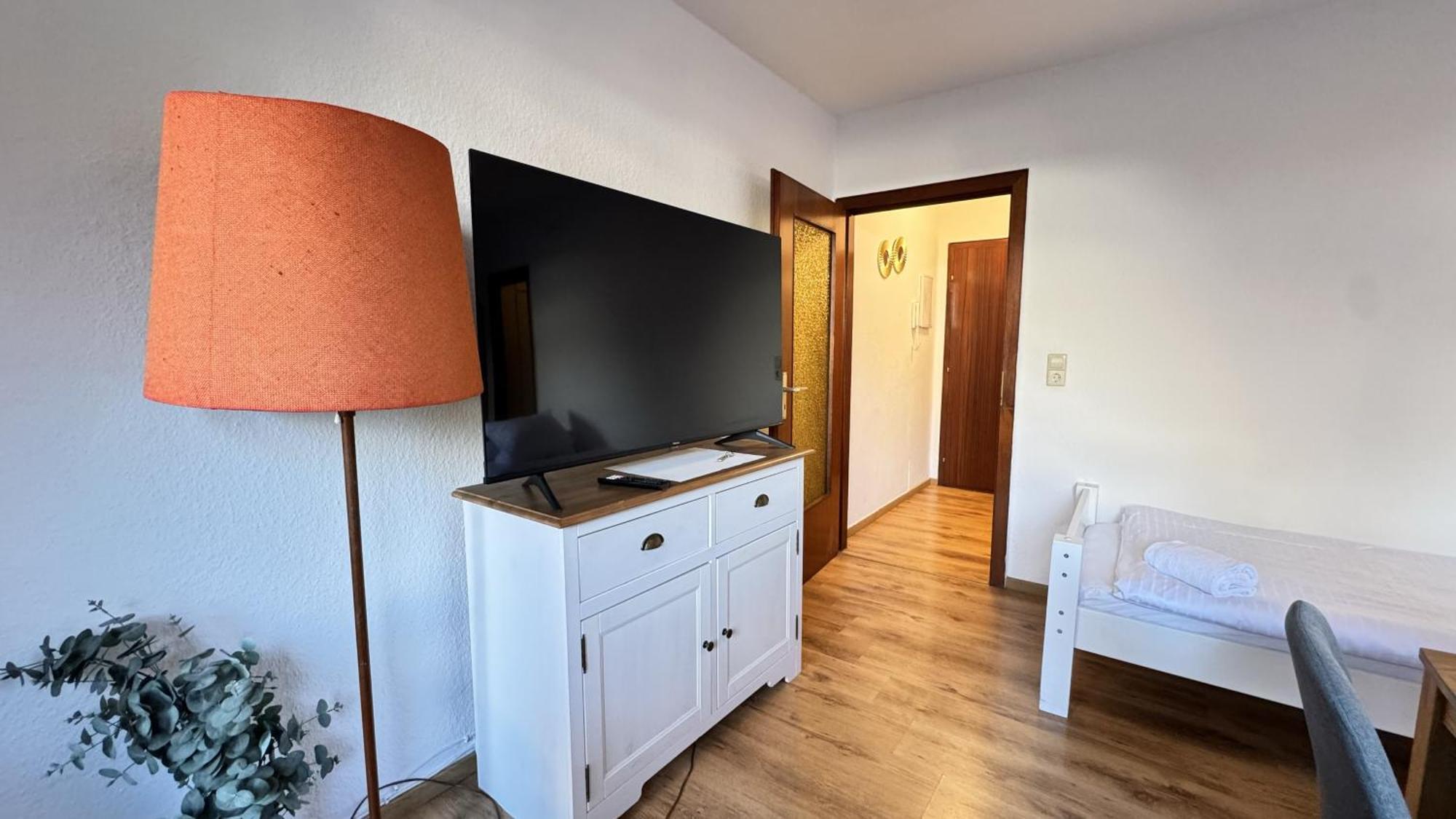 Studio-Apartments Fuer Monteure & Businessgaeste Zentral In Neumünster Εξωτερικό φωτογραφία